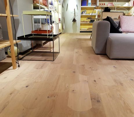 Biscuit: Rounded Oak Flooring