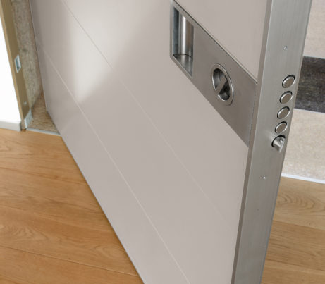 Pivot Opening on Security Door