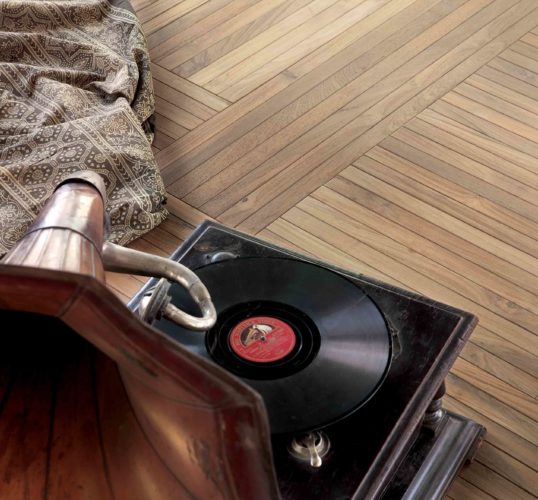 Carved Details on Quadrone Wooden Flooring Quadrone: Carved Hardwood Flooring