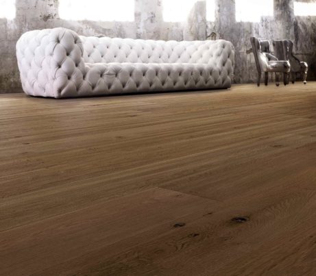 Warm strip Wooden Flooring with Atelier