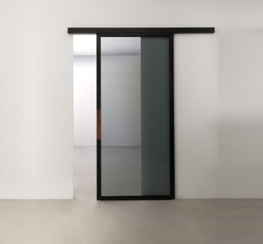 Quinta: + Frame Doors